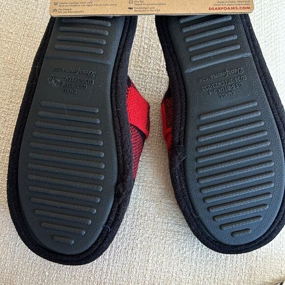Dearfoams Mama Bear Plaid Dad Slippers NWT - Picture 9 of 9